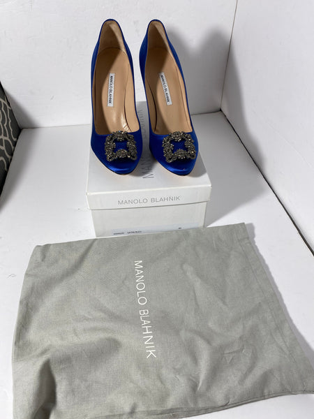 Manolo Blahnik Hangisi Satin Pumps