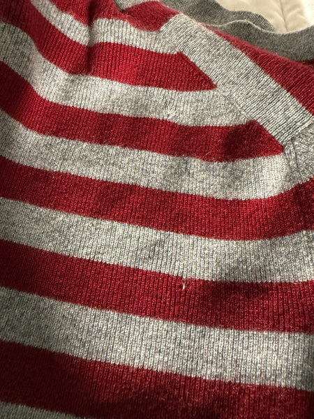 CHANEL Cashmere Short-Sleeve Turtleneck Size: 40 / 6