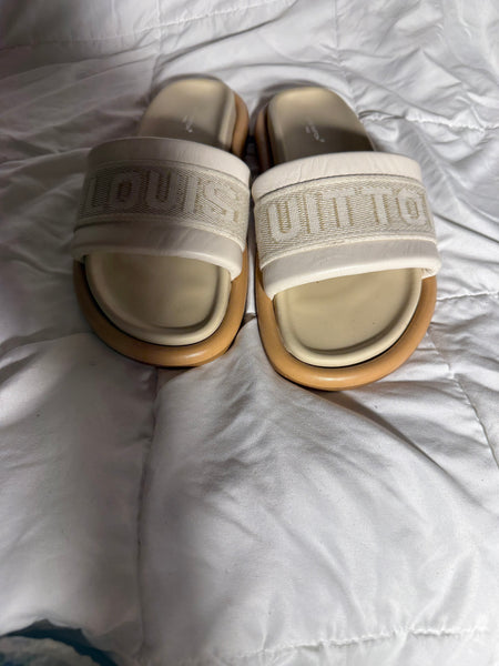 Louis Vuitton Lv Bliss Slide Sandals Size: 39.5/ 9