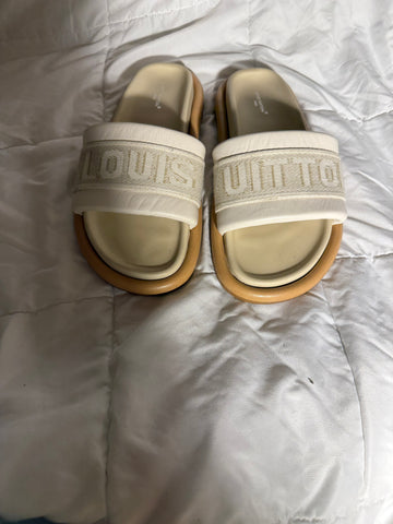 Louis Vuitton Lv Bliss Slide Sandals Size: 39.5/ 9