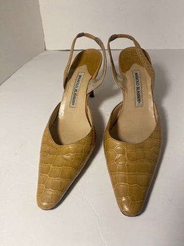 Manolo Blahnik Beige ALLIGATOR Slingback
SHOES 39.5