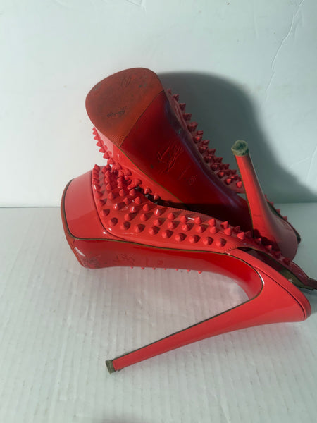 Christian Louboutin Pink Spiked Platform Heels Sz: 40.5