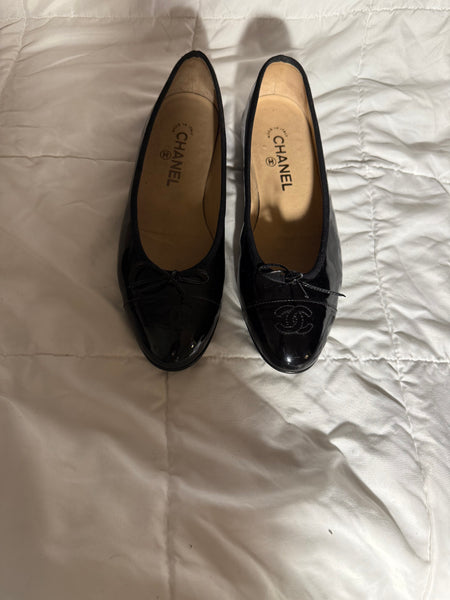 CHANEL patent cap toe black ballet flats shoes size:39.5/9