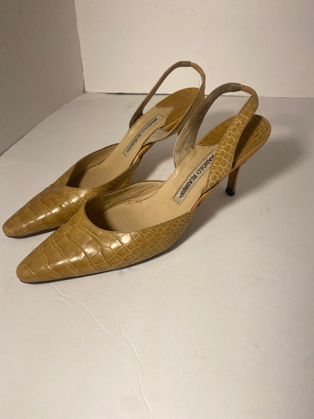 Manolo Blahnik Beige ALLIGATOR Slingback
SHOES 39.5