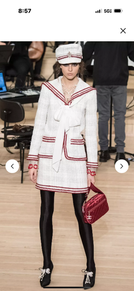 Chanel
ICONIC Pre-Fall 2018 Paris-Hamburg Tweed Jacket Sz: 42