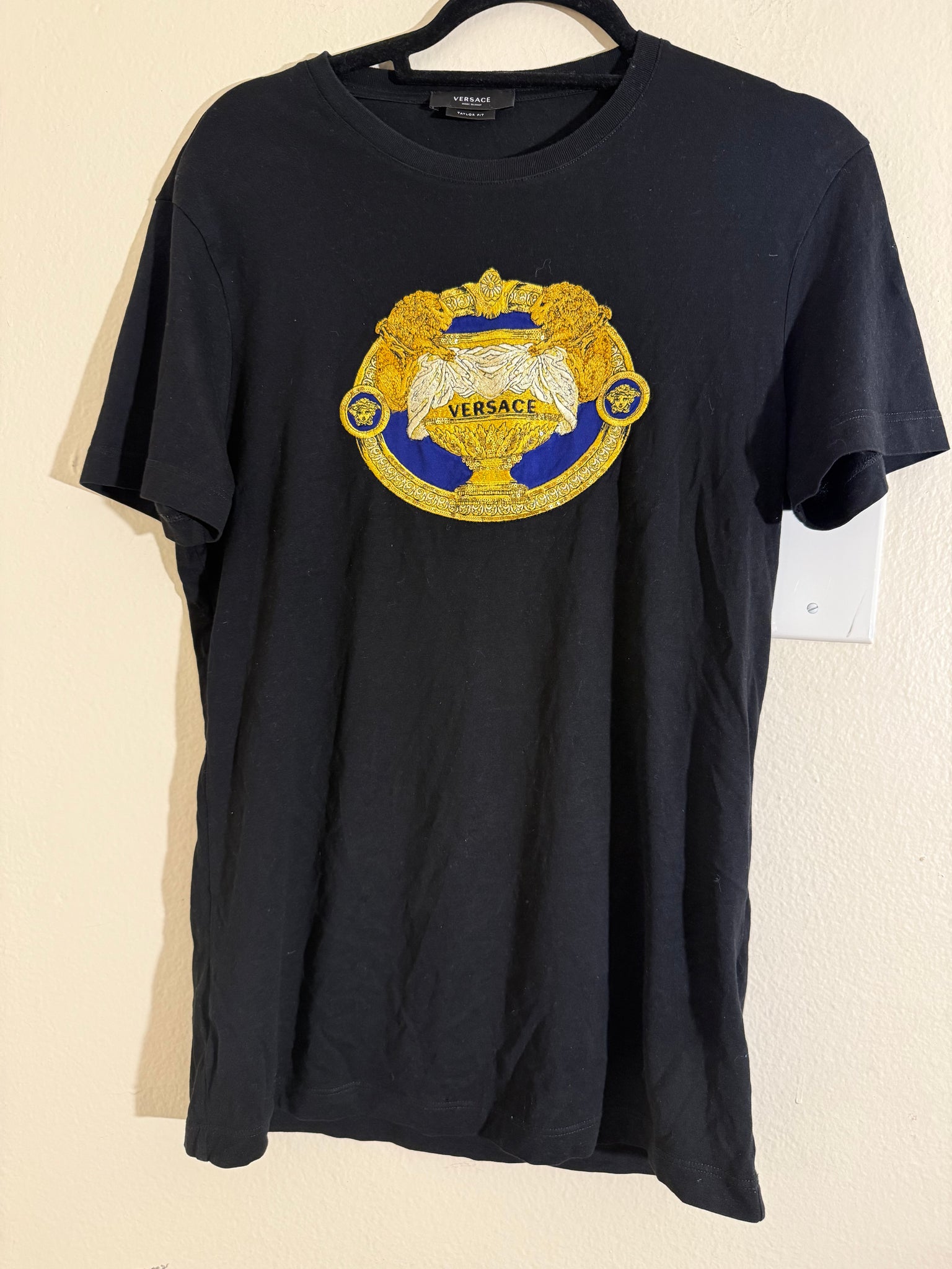 Versace Medusa-embroidered T-shirt Size: Small