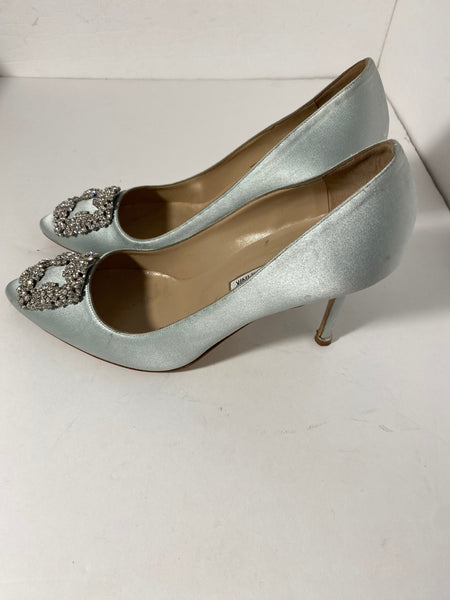 Manolo Blahnik Hangisi Satin Pumps