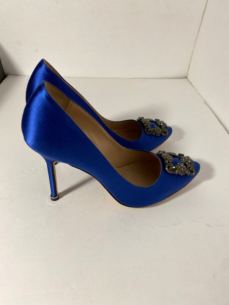 Manolo Blahnik Hangisi Satin Pumps