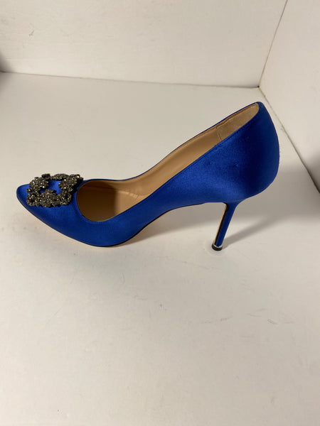 Manolo Blahnik Hangisi Satin Pumps