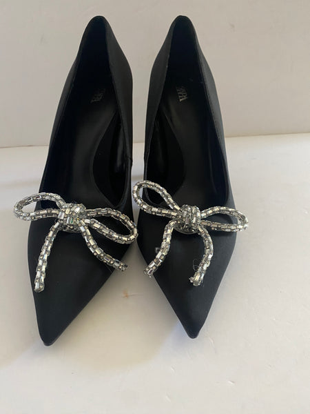 Zara Rhinestone Bow Heels Size: 40