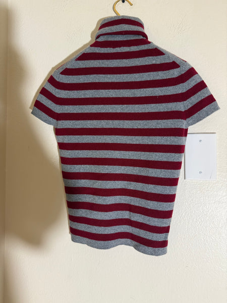 CHANEL Cashmere Short-Sleeve Turtleneck Size: 40 / 6