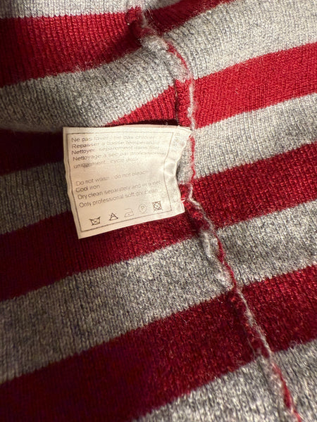 CHANEL Cashmere Short-Sleeve Turtleneck Size: 40 / 6