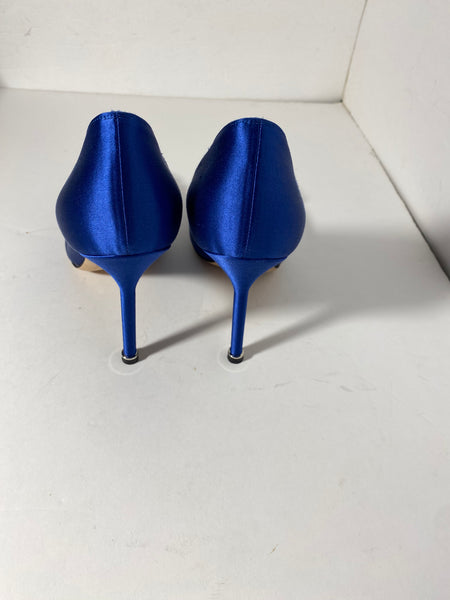 Manolo Blahnik Hangisi Satin Pumps