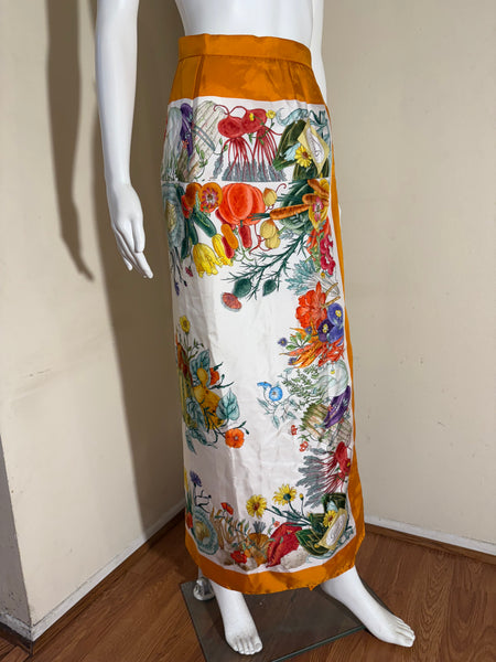 Gucci Silk Logo Floral Wrap Skirt Size: 4