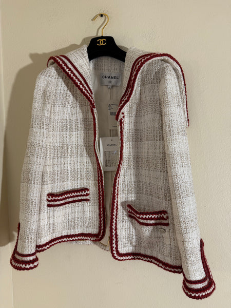 Chanel
ICONIC Pre-Fall 2018 Paris-Hamburg Tweed Jacket Sz: 42