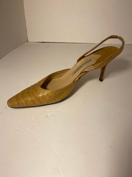 Manolo Blahnik Beige ALLIGATOR Slingback
SHOES 39.5