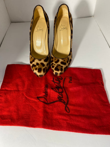 CHRISTIAN LOUBOUTIN
Ponyhair Animal Print Round Pumps
Size: US10 IT41