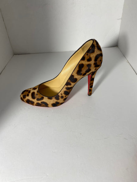 CHRISTIAN LOUBOUTIN
Ponyhair Animal Print Round Pumps
Size: US10 IT41