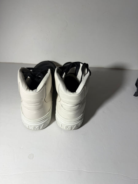 Balmain
Leather High Top Trainers Size EUR 44. US 11