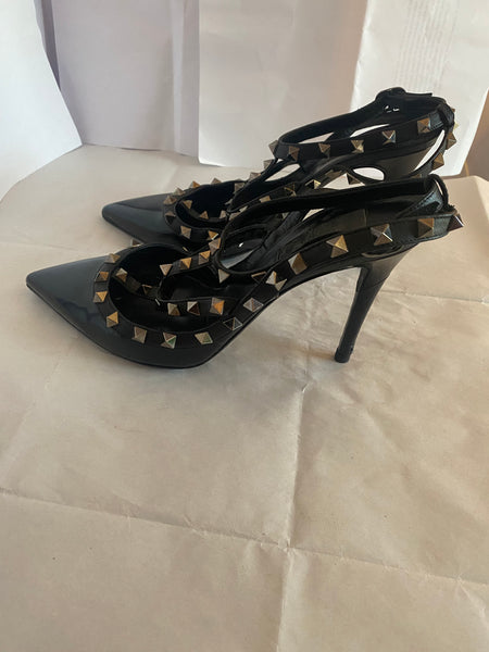 Valentino Rockstud Caged Patent Pump Sz 39.5/9