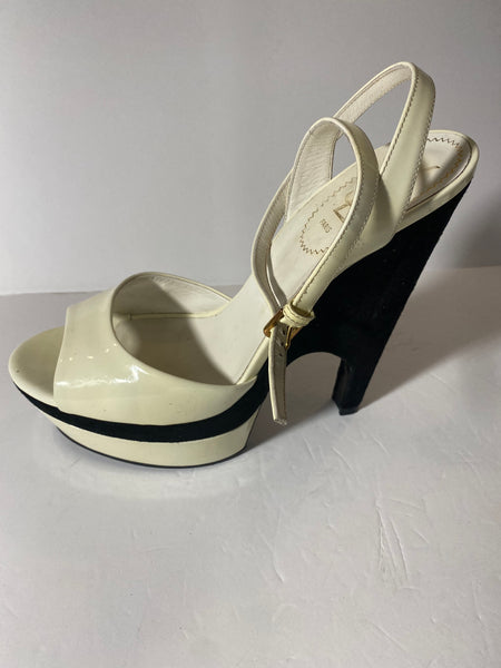 Yves Saint Laurent Paris White Patent Leather & Black  Velvet Platform Heels Size:39.5/9