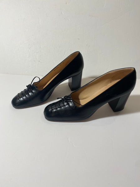 Bottega Veneta Black Pumps Size: 9