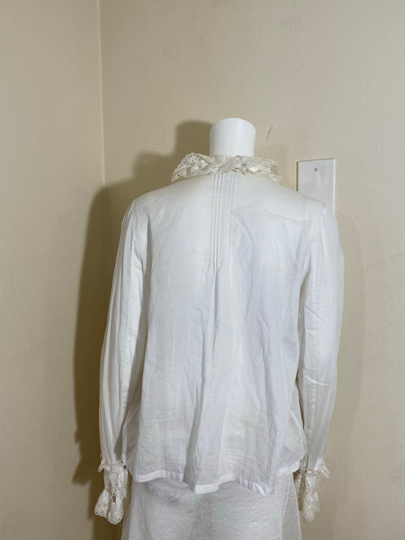 Chanel White Long Sleeves Shirt Size 40