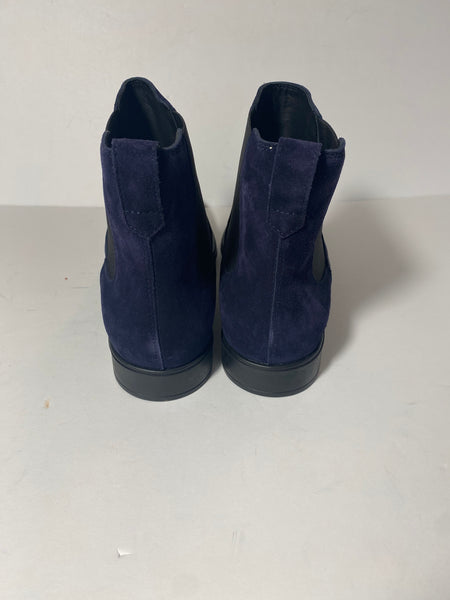 TOD’S ANKLE BOOTS IN SUEDE - PURPLE Size 10.5