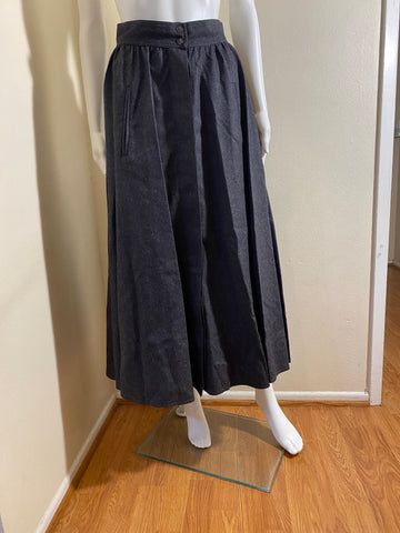 Fendi pleated Skirt Size: 42