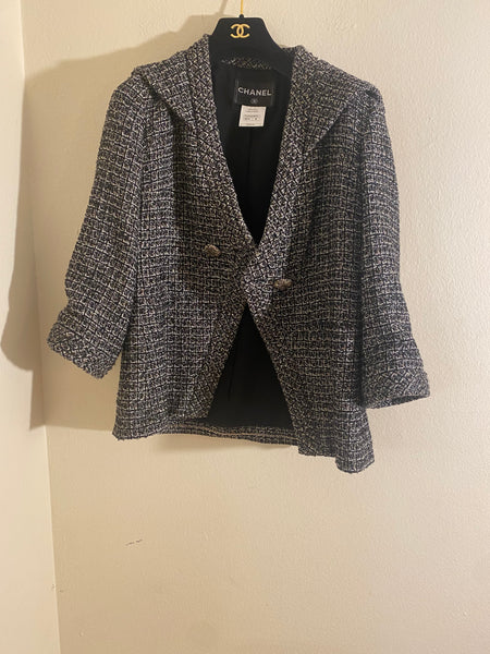 Chanel Tweed Cc Logo Button Jacket Blazer Fr 38 US 6