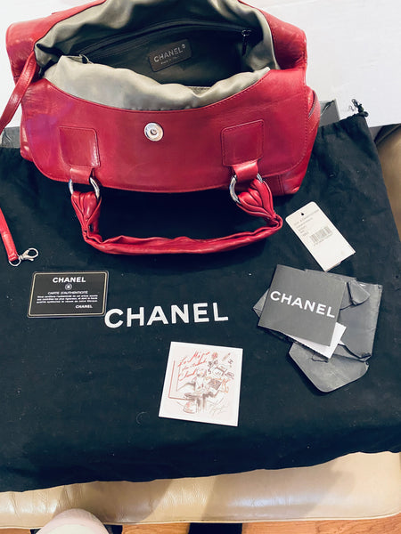 CHANEL Burgundy Chainstitch Framed Tote