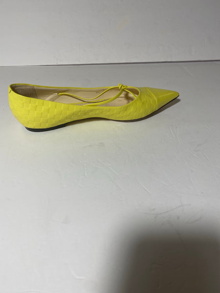 Louis Vuitton Yellow Leather Bow Embellished Pointed Ballet Flats Size: 37