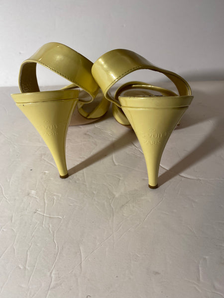 Louis Vuitton Yellow Patent Leather Slingback Sandals Sz: 40/9