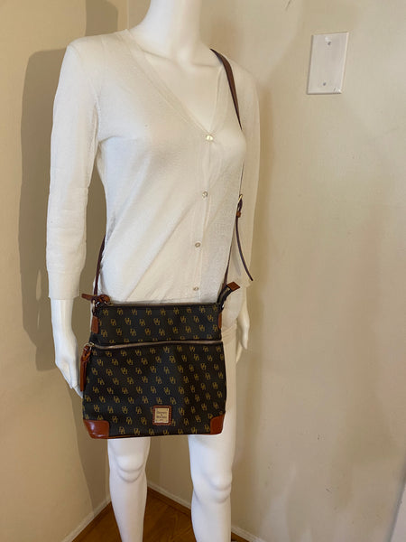 Dooney & Bourke