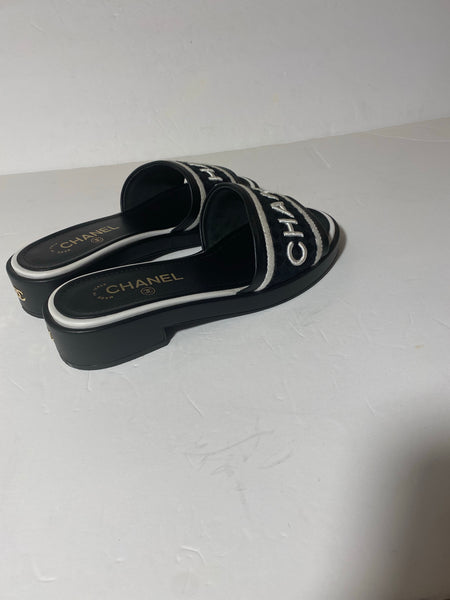 Chanel lambskinn embroidered CC mule sandals Size: 38