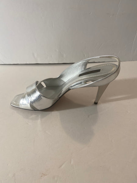 Louis Vuitton Silver Patent Leather Slingback Sandals Sz: 39.5/9