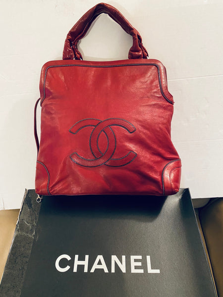 CHANEL Burgundy Chainstitch Framed Tote