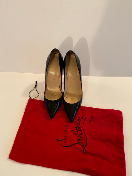 CHRISTIAN LOUBOUTIN Black Patent pigalles Heels