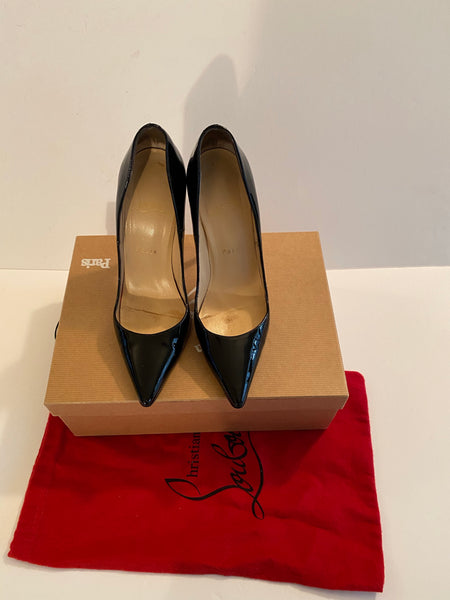 CHRISTIAN LOUBOUTIN Black Patent pigalles Heels