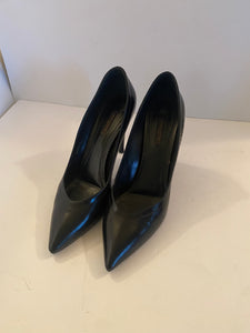 Louis Vuitton Black Heels Pumps Size: 40