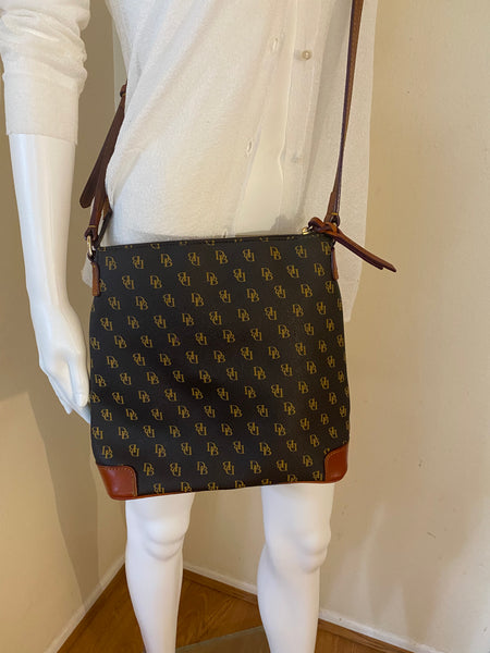 Dooney & Bourke