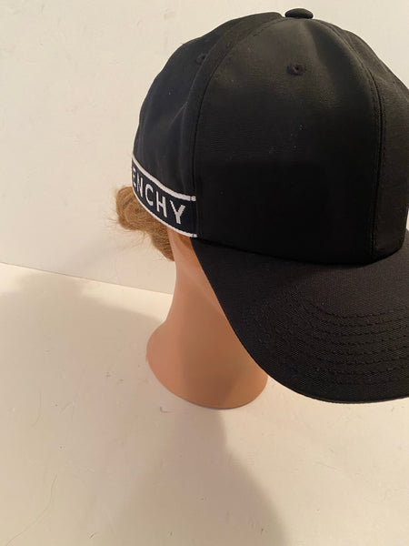 GIVENCHY Logo intarsia cap