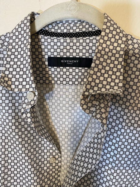 GIVENCHY Men’s Shirt Size: 16