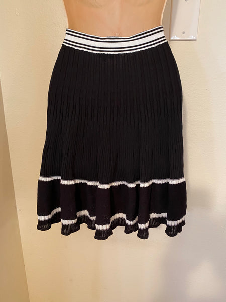 CHANEL BLACK & WHITE SKIRT