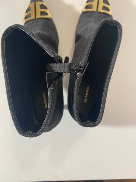 BALENCIAGA Ankle boots Size : 39.5