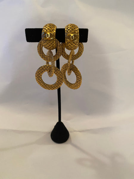 CHANEL EARRINGS