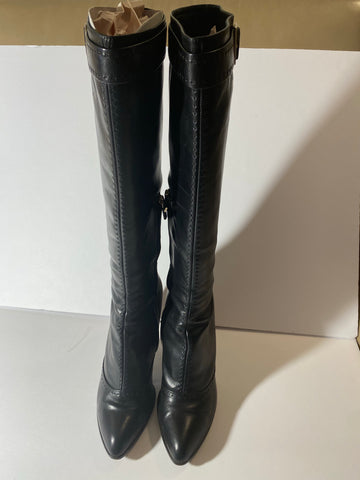 LOUIS VUITTON Leather Boots Size: 40