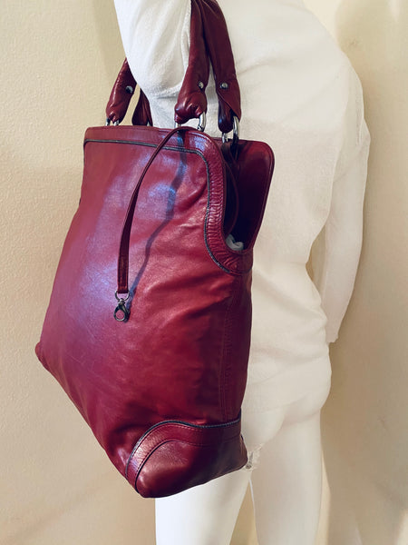 CHANEL Burgundy Chainstitch Framed Tote