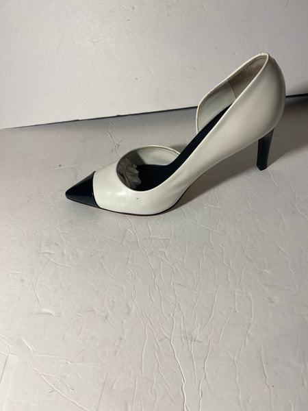 Max Mara Black and White Heel