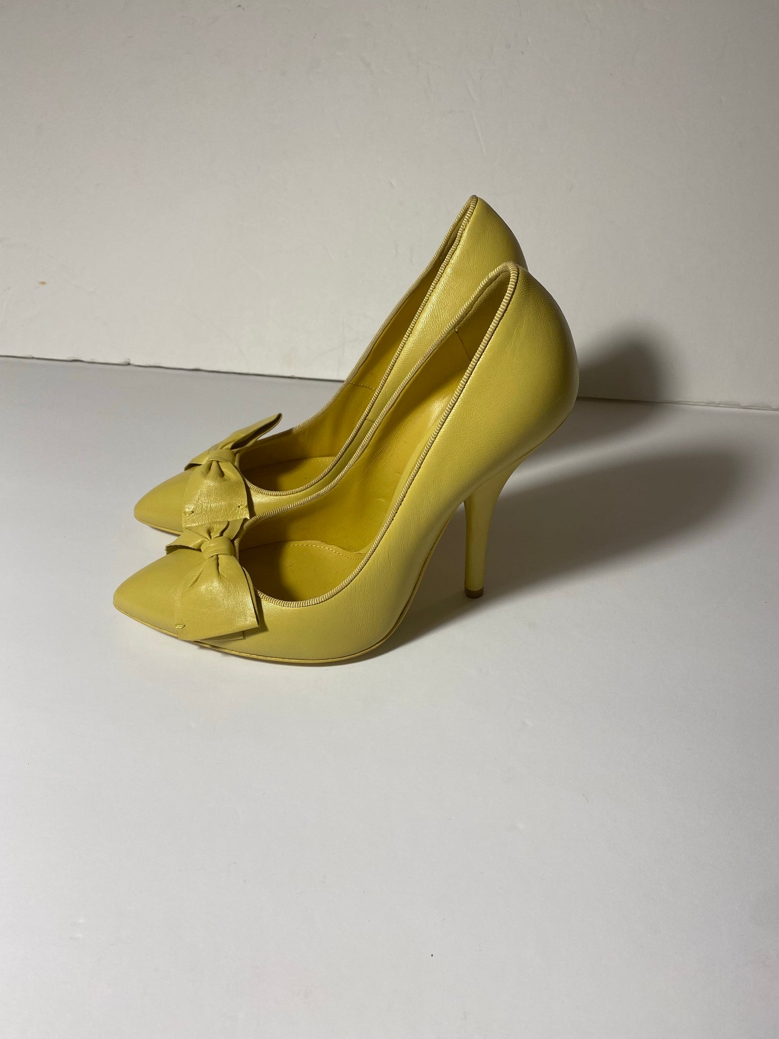 Bottega-Veneta Heels Size: 38